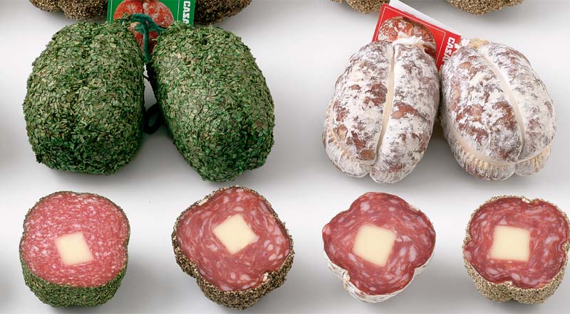 Salchichón- und Salami-Kugeln mit Käse